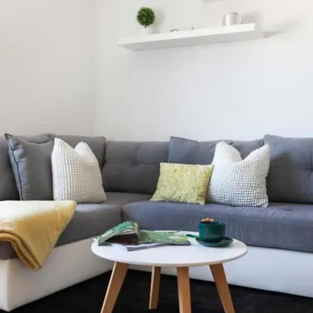 Tesla Apartment Urban Stay Zagrzeb Zewnętrze zdjęcie